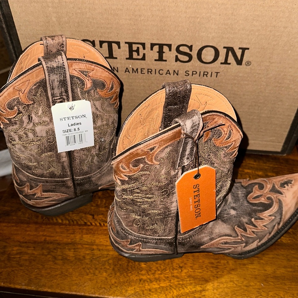 Stetson Brown Embroidered Western Heeled Boots